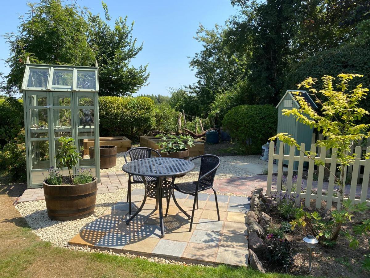 Orchard Side Bed And Breakfast Hanley Swan Экстерьер фото